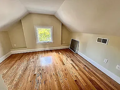 3 bed, 9999 sqft, $4,500 — Photo 4