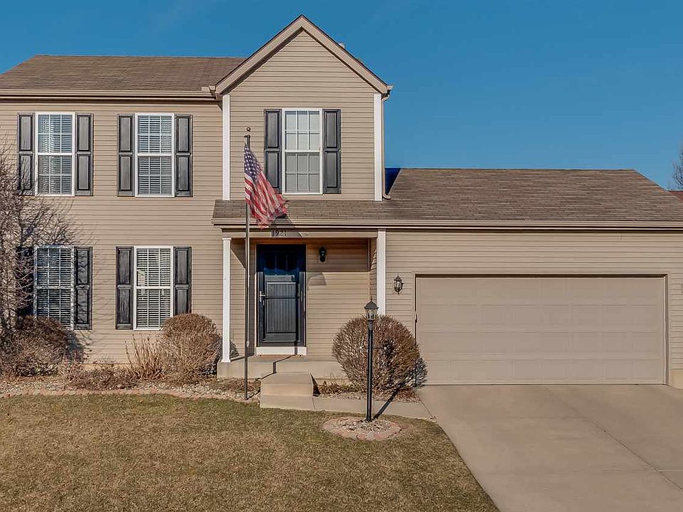 1st image of 1921 Peace Rose Ln