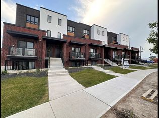 265 Chapel Hill Dr, Kitchener, ON N2R 1N2