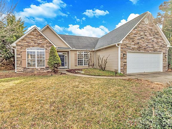 2nd image of 7 W Hiawassee Rd