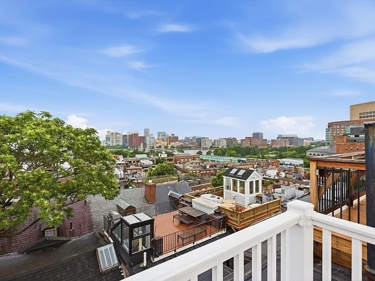 6 Goodwin Pl #4 — Photo 23