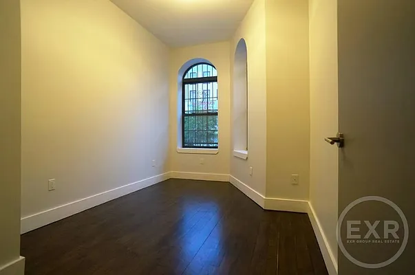 Rented by EXR | media 47