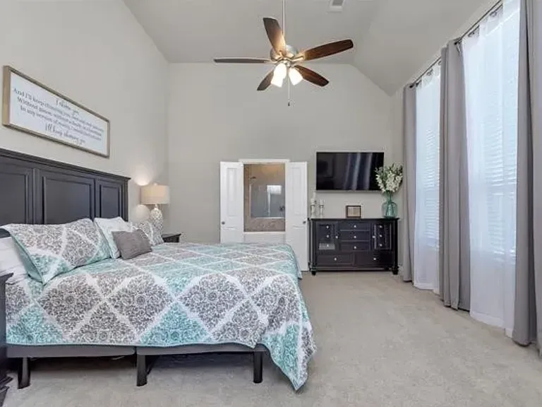 7013 Cross Point Ln — Photo 38