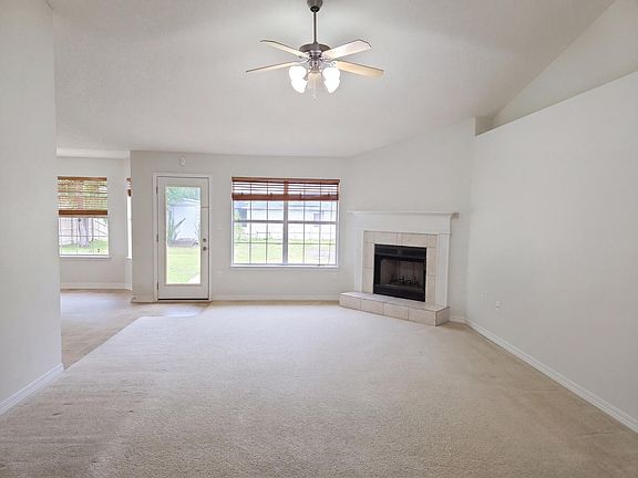3rd image of 9564 Pouder Ln