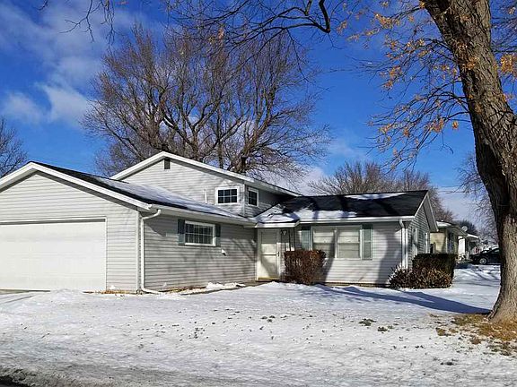 2nd image of 3904 Linden Dr