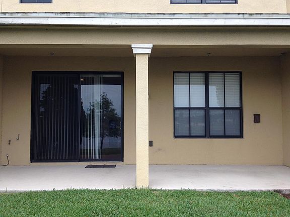 Lake view covered lanai