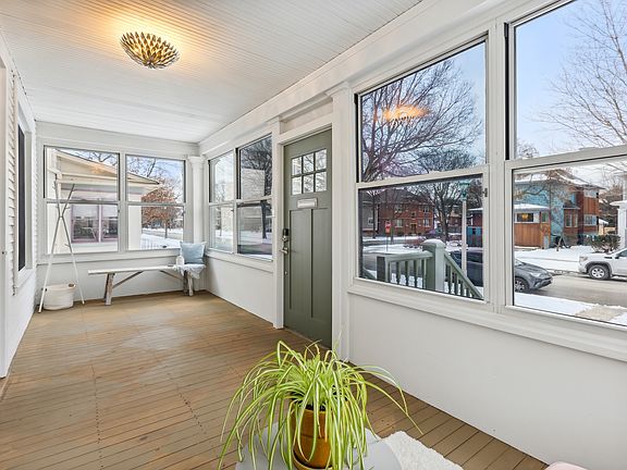 4th image of 605 Lyman Ave