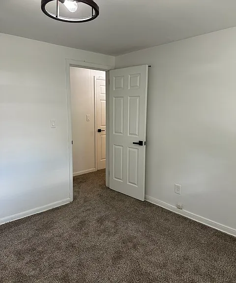 929 Warren St #2 — Photo 23