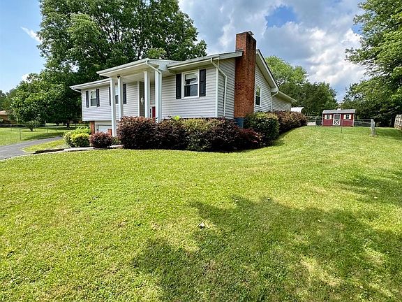 2nd image of 1732 Whitfield Dr