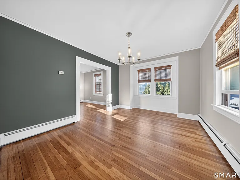 30 Noble St — Photo 13
