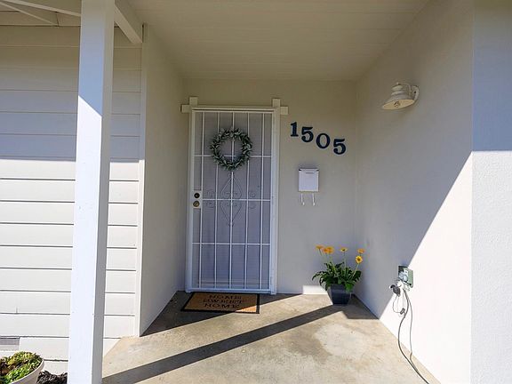 3rd image of 1505 Daniels Ave