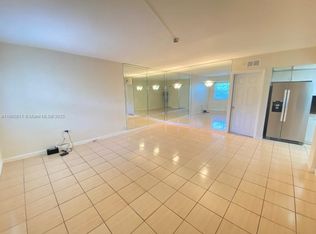 801 Meridian Ave APT 2E, Miami Beach, FL 33139