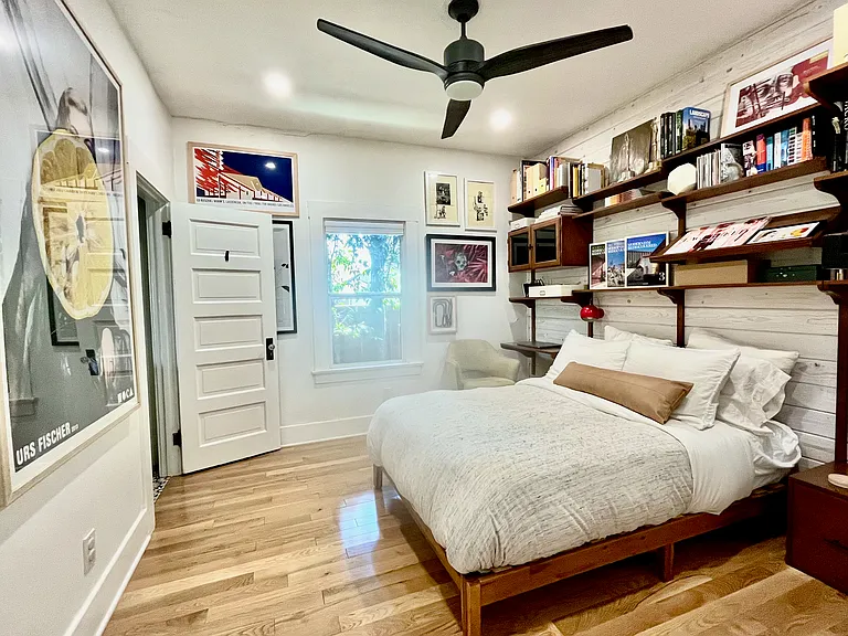 2258 Inez St — Photo 14