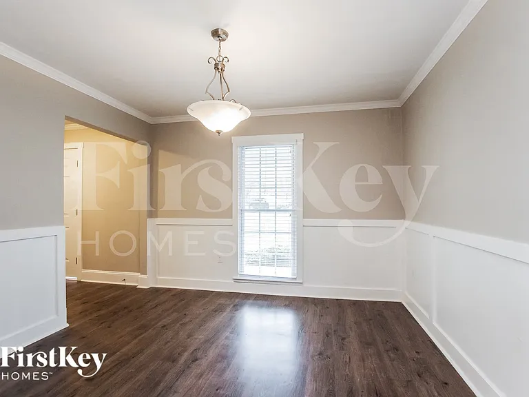 1001 Covewood Ct — Photo 4