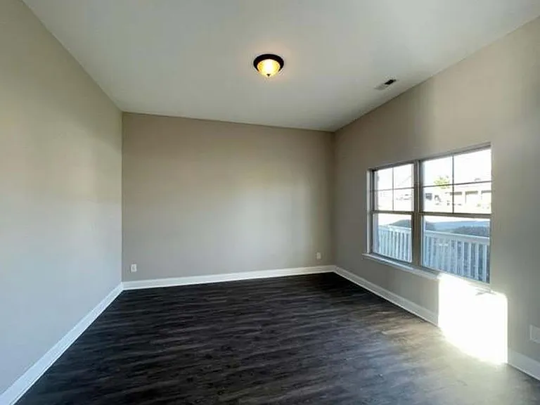 26 Bradley Dr — Photo 17