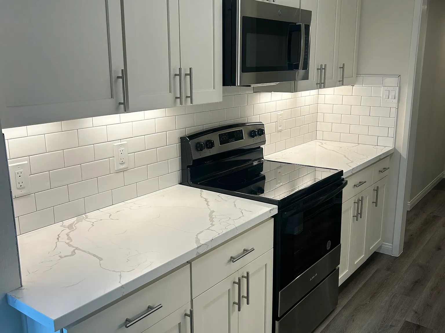 Hutton Terrace Apartments — Photo 3