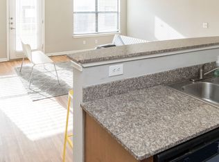 2502 Leon St APT 417, Austin, TX 78705