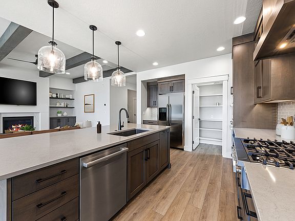 6th image of this home