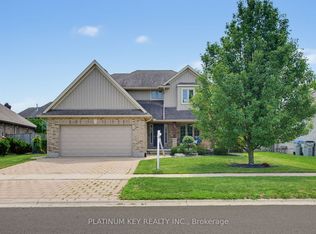 114 Jenna Dr, Strathroy Caradoc, ON N7G 0A4