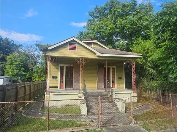 6231-33 Dauphine St, New Orleans, LA 70117