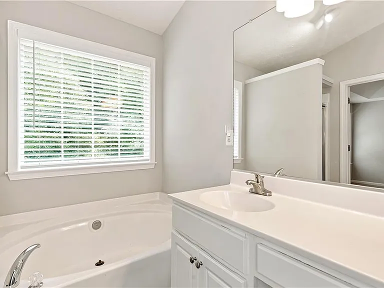 1480 Ridgemill Ter — Photo 24