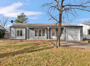 633 S Courtleigh Dr, Wichita, KS 67218