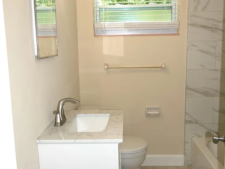 2404 Red Oak Dr — Photo 19