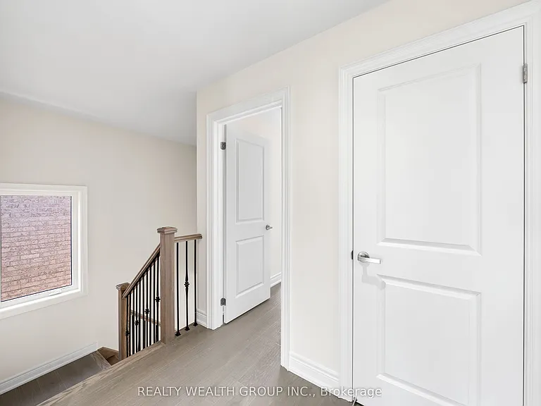 261 Seaview Hts — Photo 26