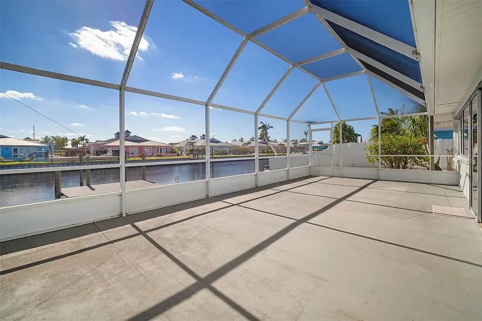 3 bed, 1750 sqft, $4,350 — Photo 3