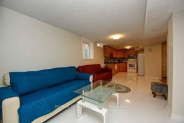 198 Harrowsmith Dr — Photo 21