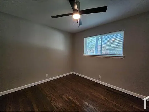 5104 Laurel Ln — Photo 12