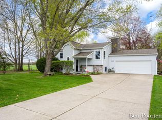 10299 Fisk Rd, Belding, MI 48809