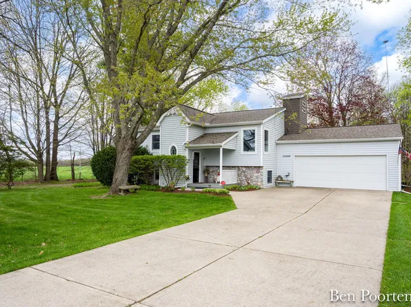 10299 Fisk Rd, Belding, MI 48809