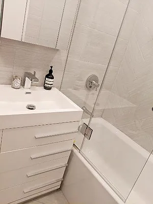 Rented by Point NYC | media 17