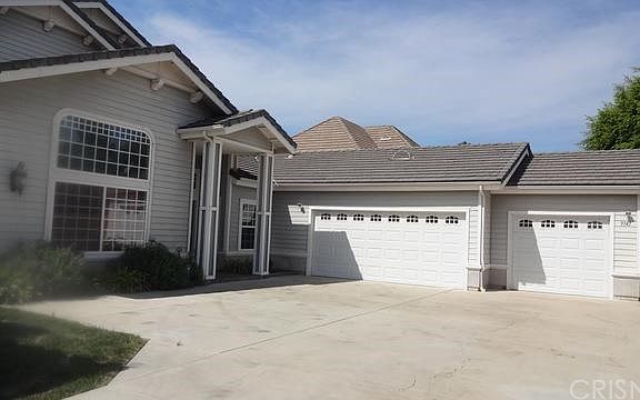 3rd image of 9141 Wystone Ave