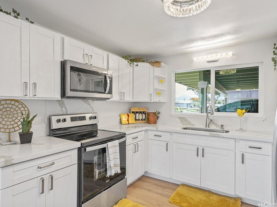 1st image of 98-1667 Hoomaike St