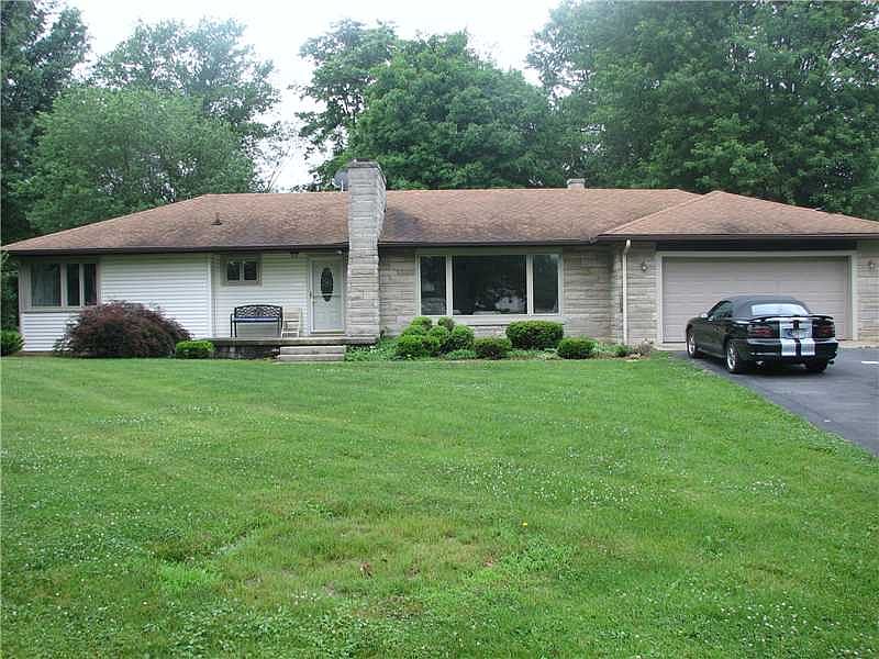 1st image of 1011 S Beechwood Dr