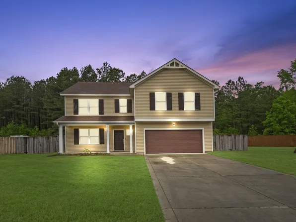 77 Lumina Ct, Linden, NC 28356