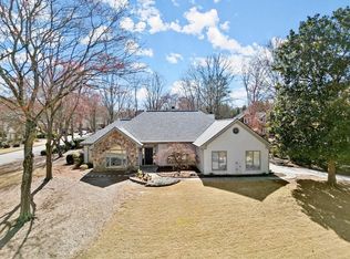 150 Shadowbrook Dr, Roswell, GA 30075