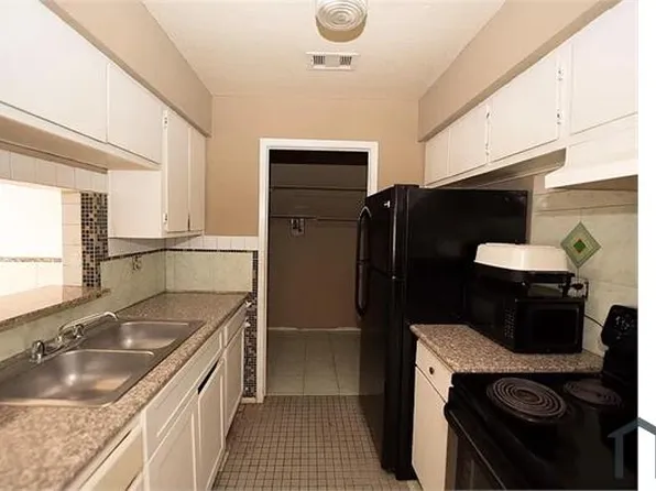 12650 Ashford Meadow Dr, Houston, TX 77082