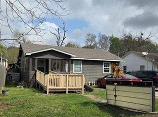 306 Arcadian Dr, Crosby, TX 77532