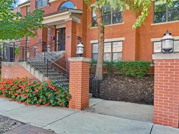 425 W 9th St APT 102, Kansas City, MO 64105