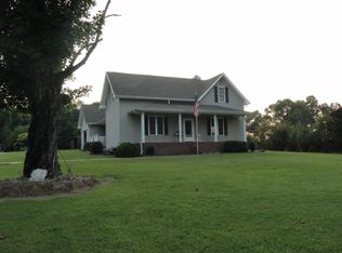 733 New Harmony Rd, Benton, KY 42025