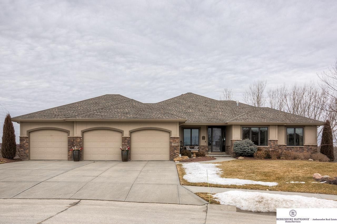 18818 Lamont St, Omaha, NE 68130 Zillow