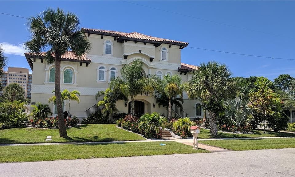 1st image of 906 Lantana Ave