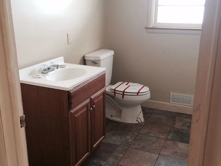 617 Wendover Dr — Photo 1