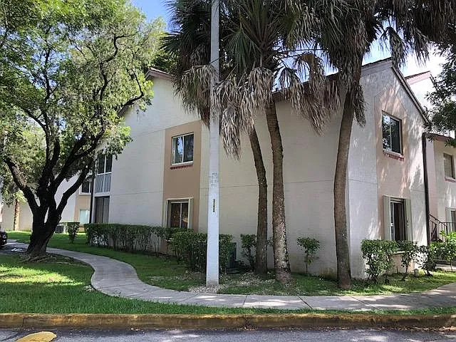 SW 93rd Ln — Photo 5