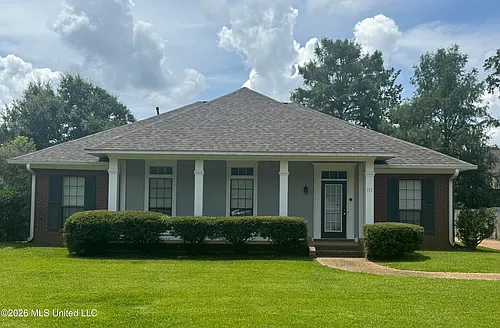113 Oak Ridge Cir Photo 1