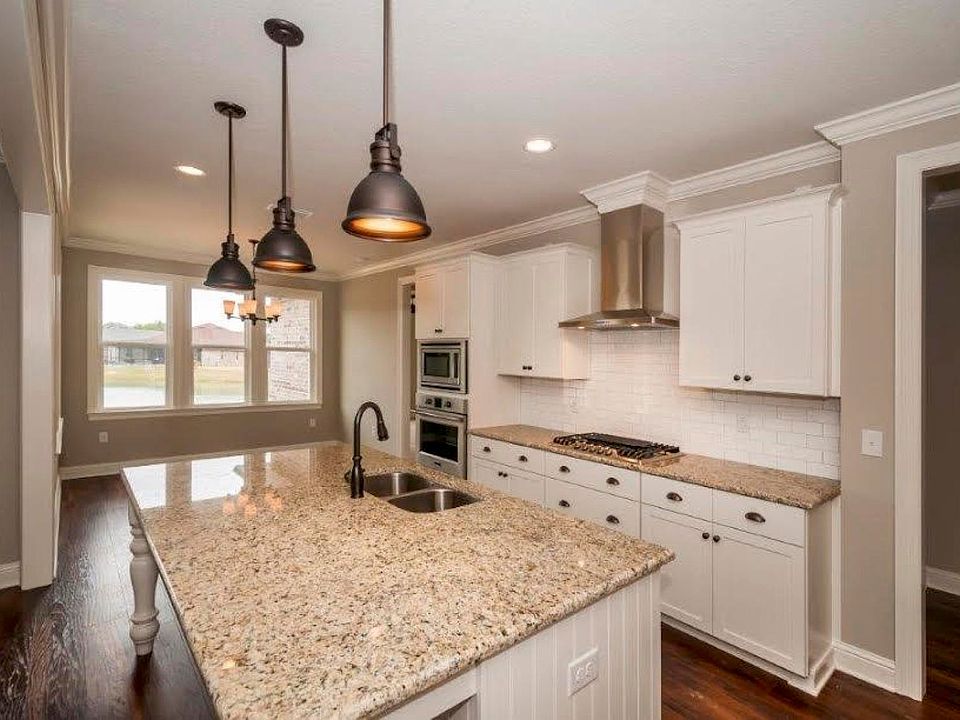 1st image of 74 Meadow Lake Dr