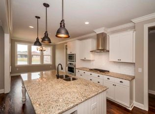74 Meadow Lake Dr, Freeport, FL 32439